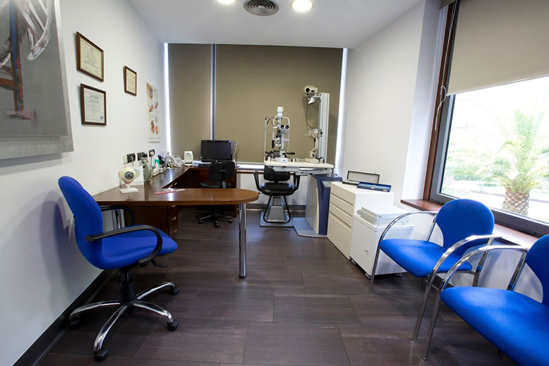 Cl�nica Oftalmol�gica Tres Torres Barcelona - IOTT
