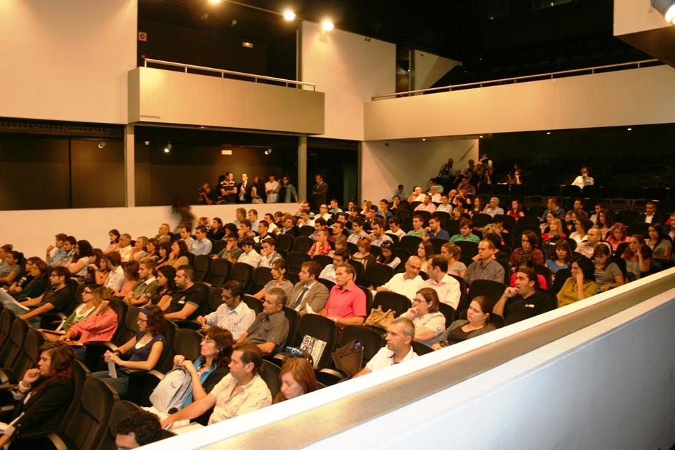 Acto Institucional-013