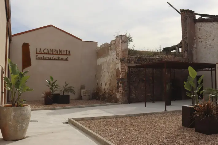 la campaneta