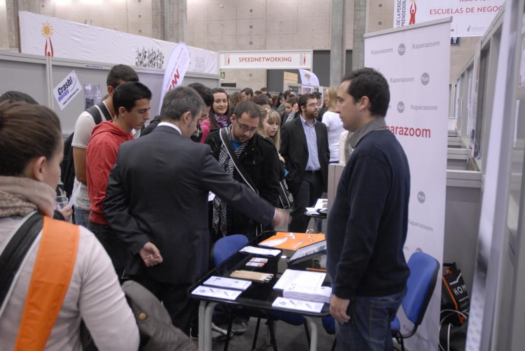 184 DPECV2012 Kaparazoom Muestra empresas reciente creación