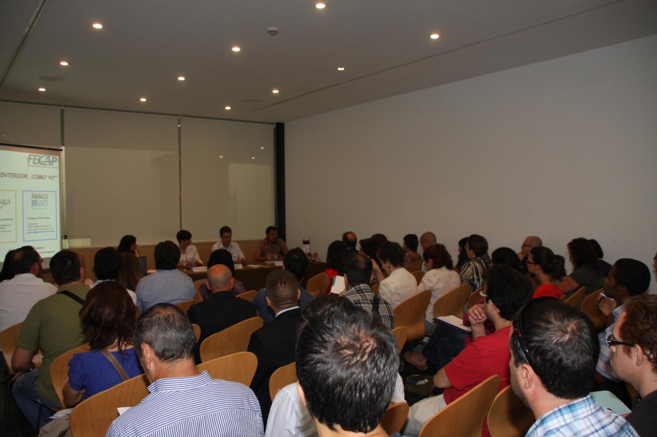 Enrédate Castellón 2012- Taller 2: "Crea con éxito en el interior, como yo"