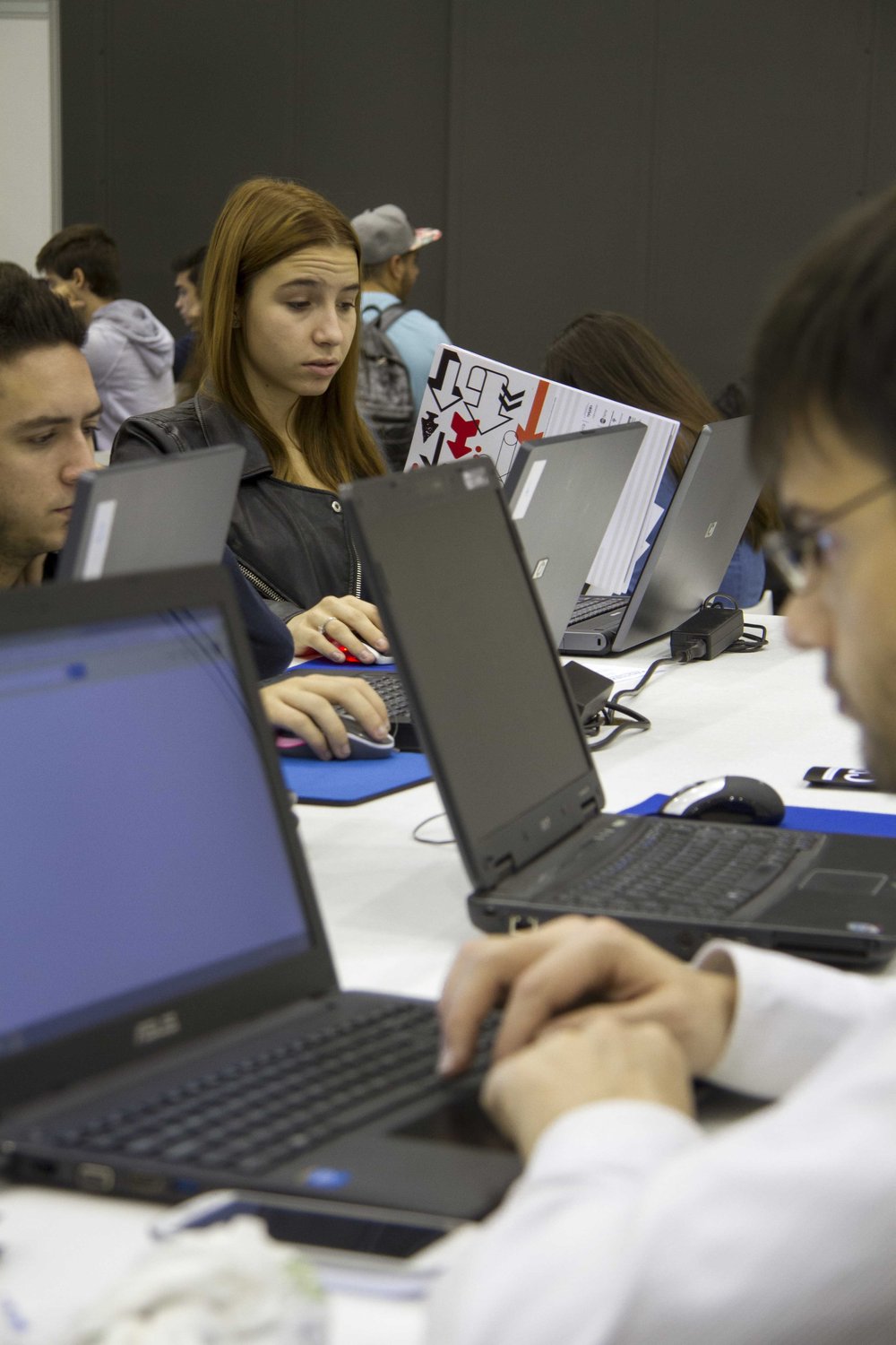 Pabellón 5. Emprenderiders #DPECV2014