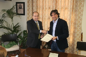 Firma de Convenio Entre Ayto Paterna y Ceei Valencia
