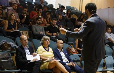 Espía como puedas, rastrea a tu competencia y mejora tu posicionamiento