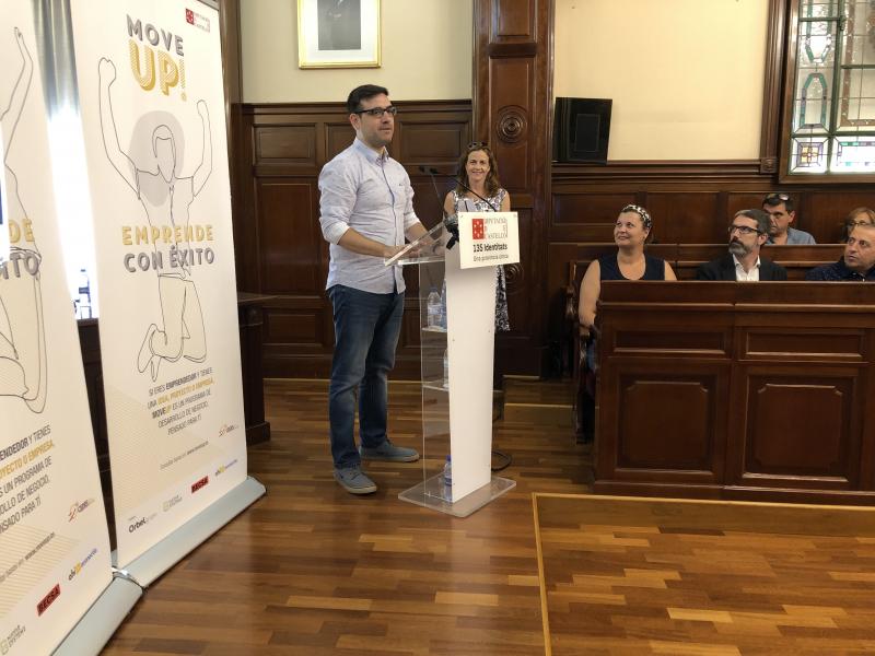 Acto entrega de premios y diplomas MOVE UP! emprende con �xito 2019 (32)[;;;][;;;]