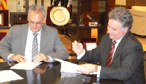 Firma convenio Benidorm